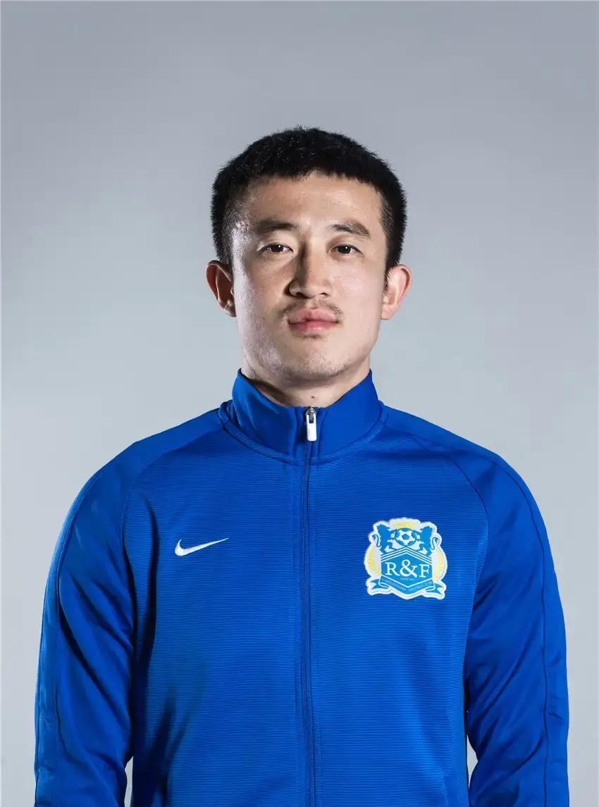 廖力生，你终于来了！广东队等这位中场大脑，等了整整十一年。从鲁能到深