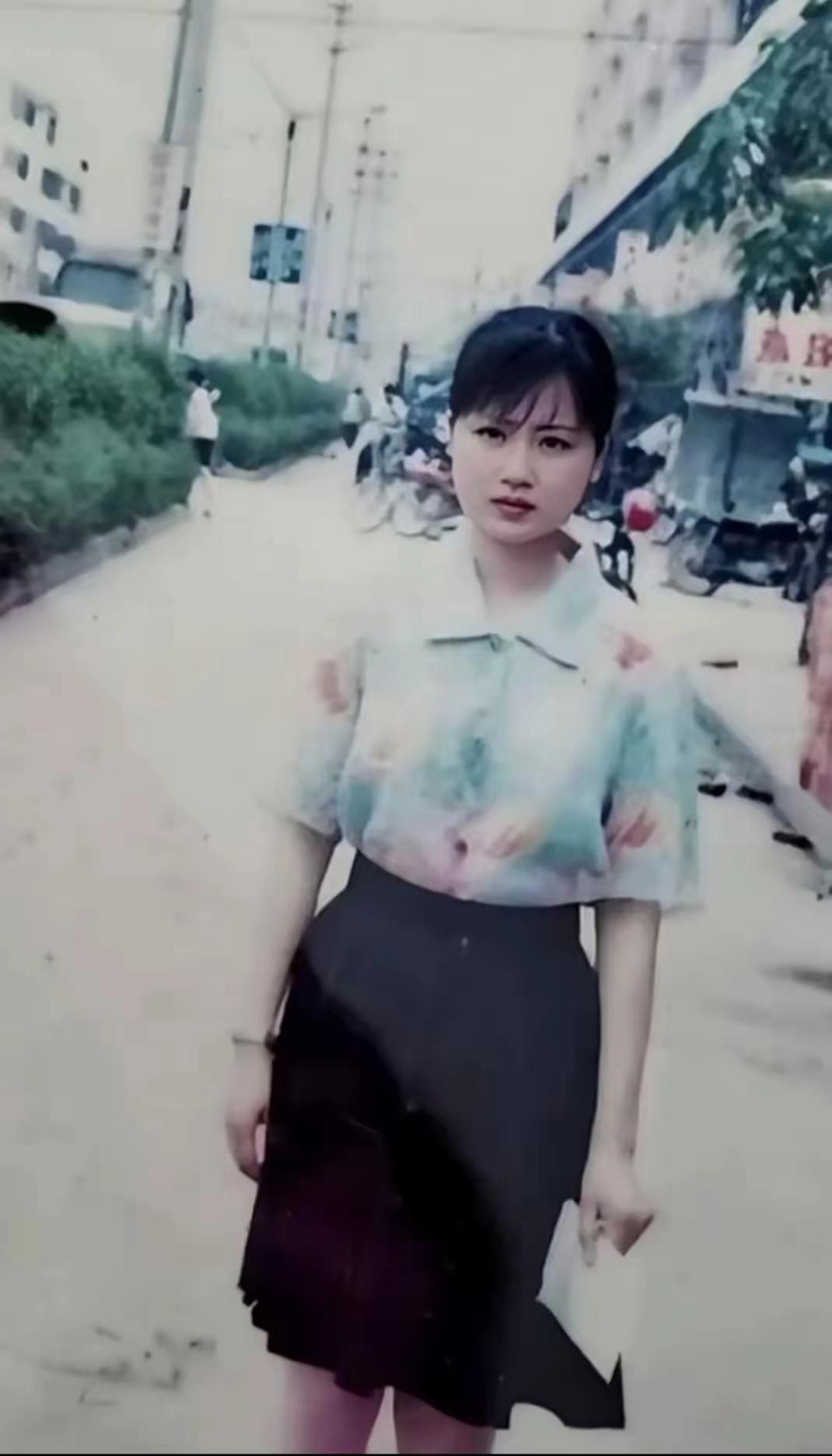 这张照片拍摄于2004年，那年我一个人来广东打工。陌生的环境，没有一个认识