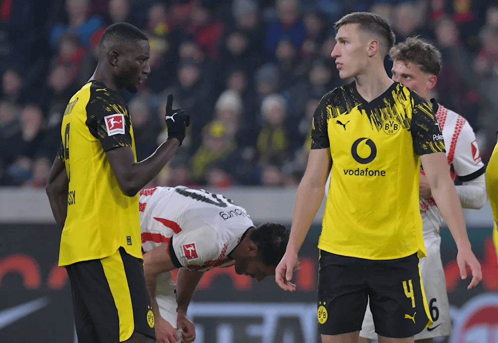 多特更衣室爆发激烈争论, 吉拉西不满施洛特贝克公开的批评