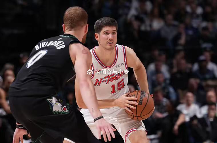 谢泼德打了这么多场了，到底也没有多少场真正展现出自己的传球能力和组织能力的，除了