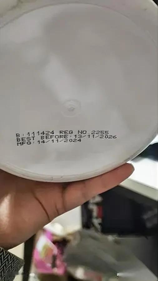 踩雷假洋奶粉[裂开]给娃换奶却遇坑看到生产批号瞬间心凉…本想着孩子总喝凉