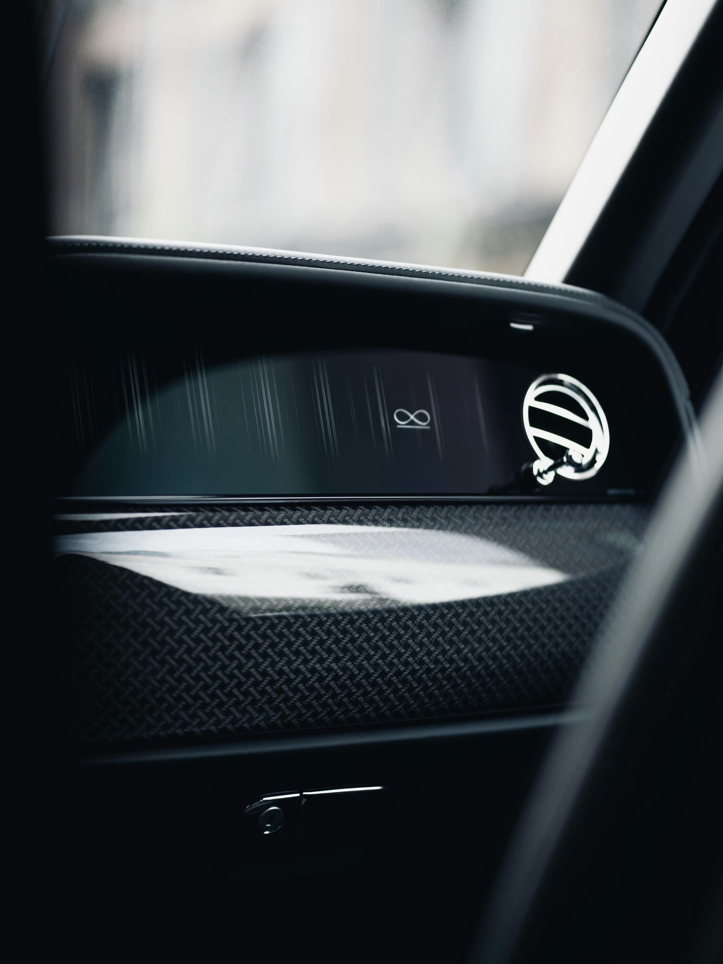 劳斯莱斯CullinanBlackBadge