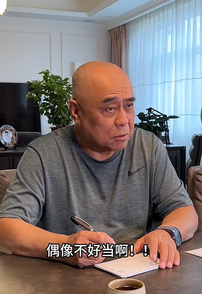 苏醒在娱乐圈摸爬滚打十多年，终于把自己混成星二代了！[呲牙笑][呲牙笑][呲牙笑][