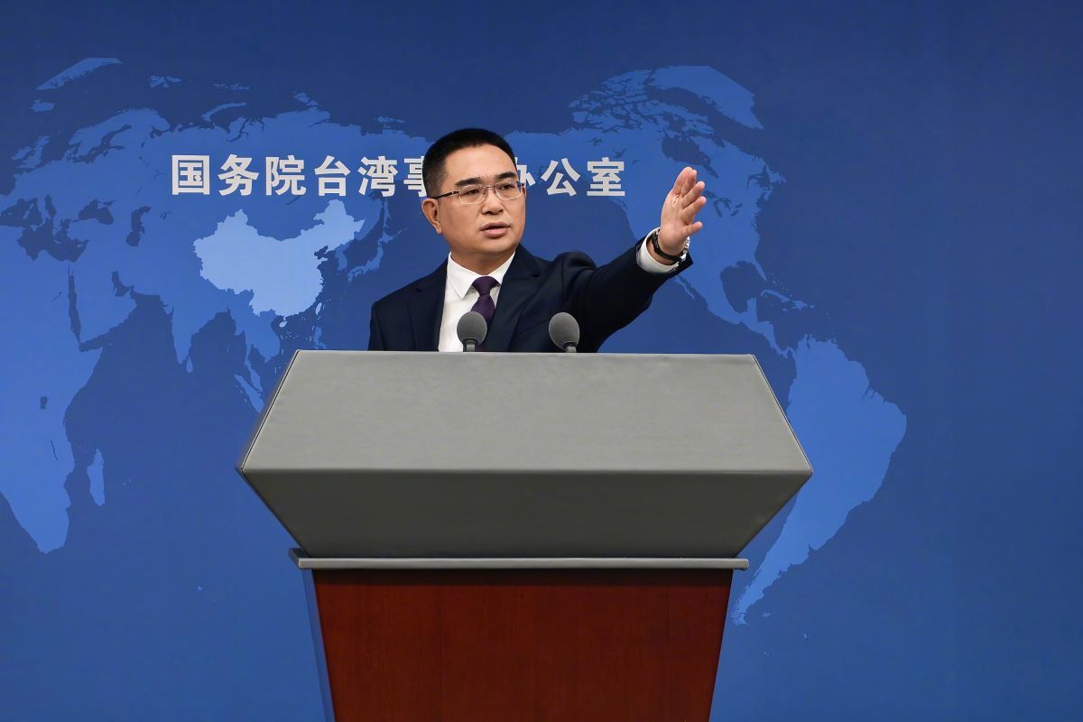 #国台办对海基会有八字相劝#【#国台办正告海基会#：“莫忘初衷，多干正事”】9月