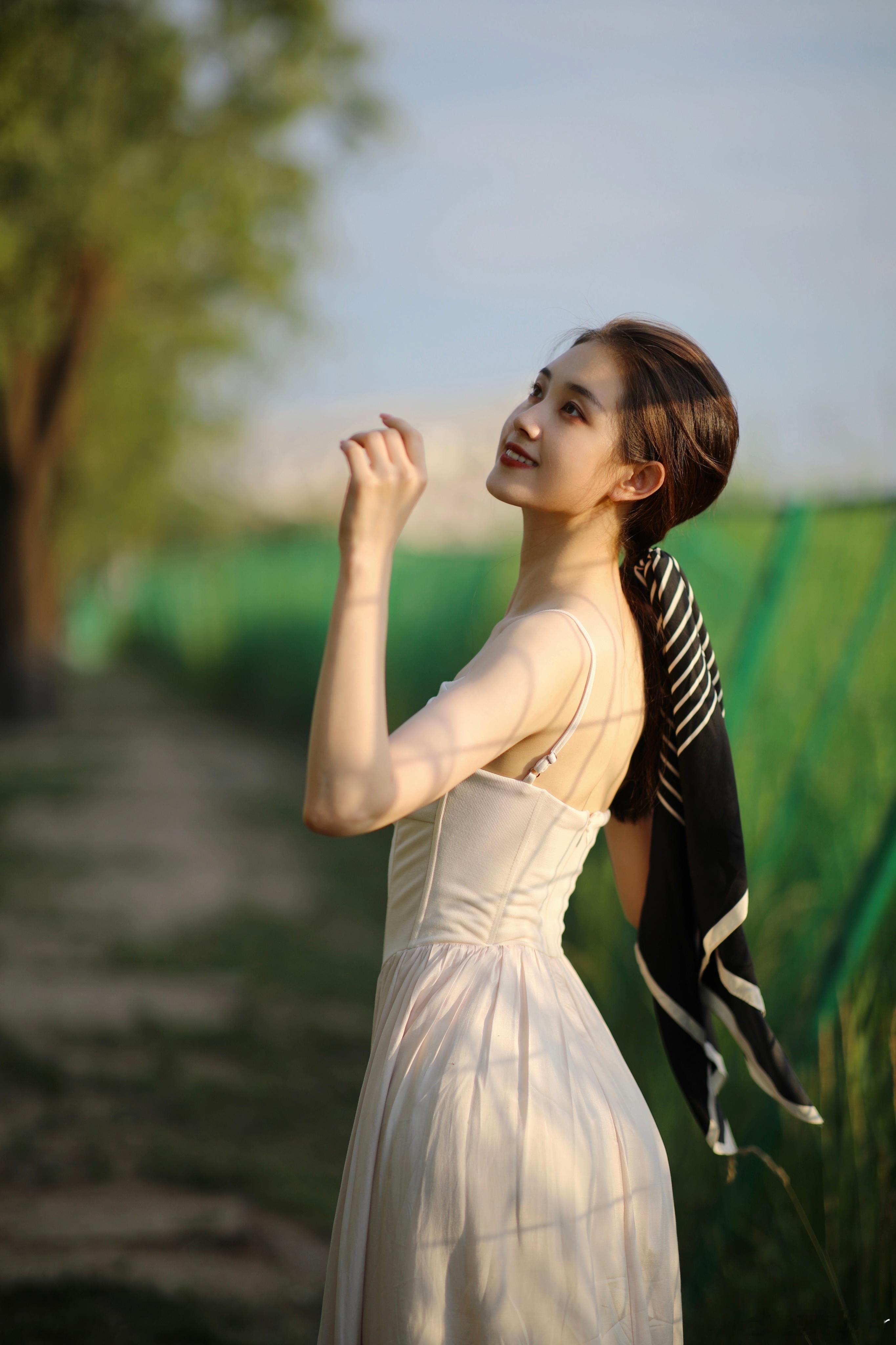 郭宇欣阳光明媚的姑娘😘郭宇欣工作室​​​