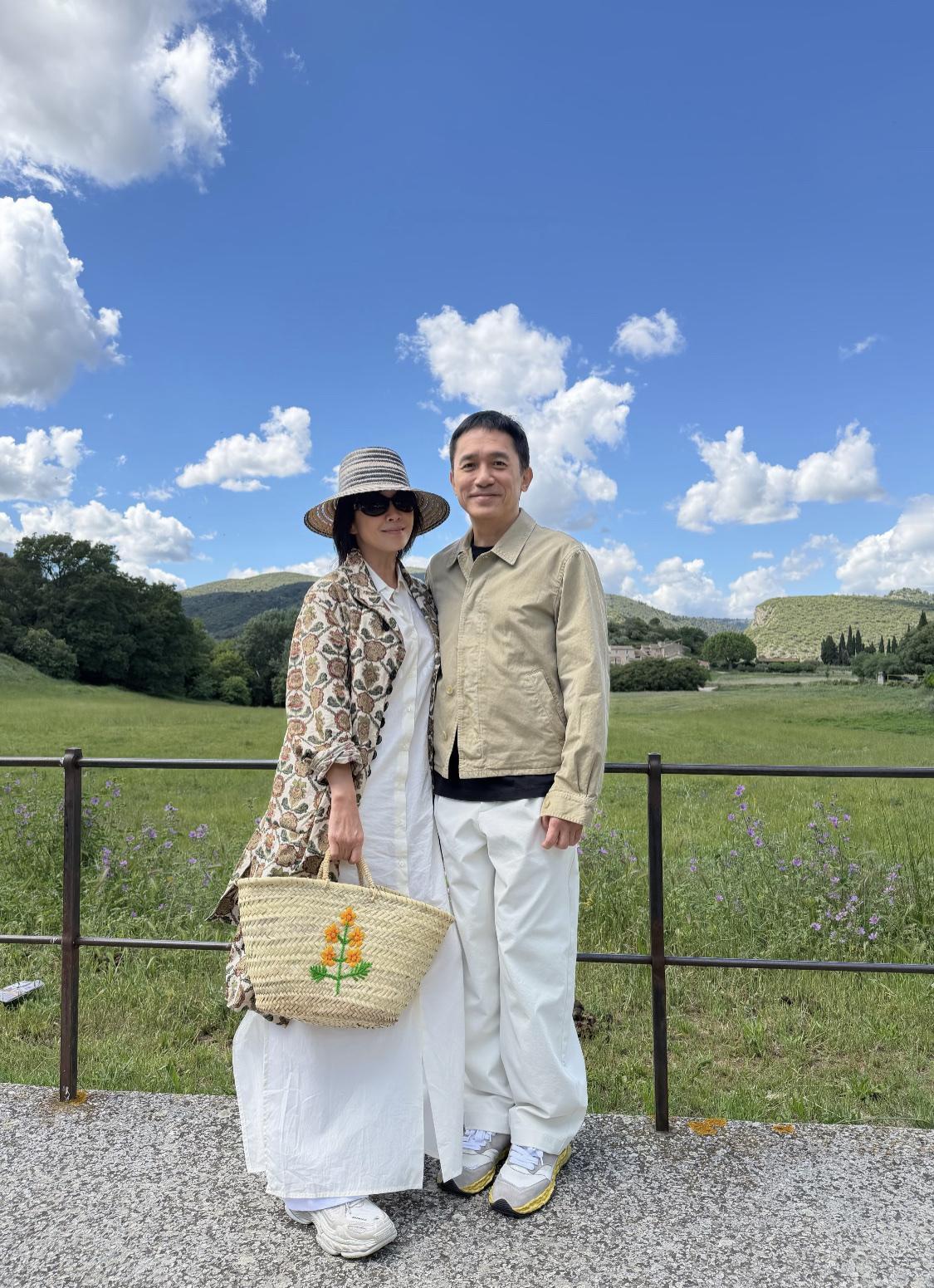 梁朝伟捡鸡蛋，张曼玉种芋头，刘德华、郭富城依旧活跃在舞台上。低能量的i人早早