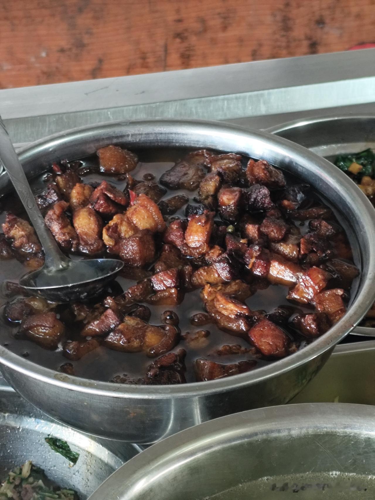 房车营地旁这家离菜市场不远的小餐馆还不错哦自驾游第528天（2026.1.16