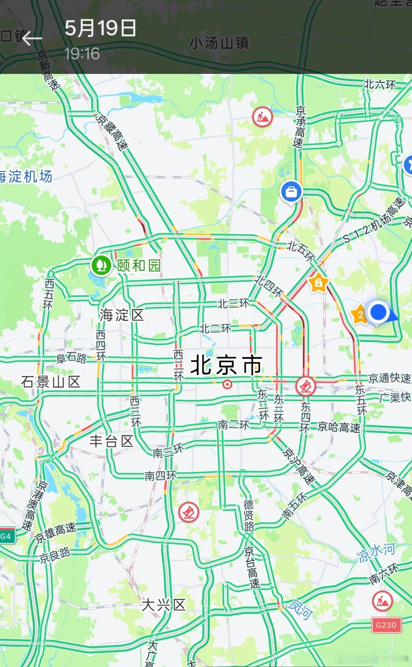 今年五·一后，明显感觉北京人少了，貌似好多人放假走了，就没再回来。你能想象这是周