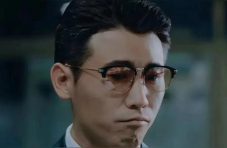 50岁李乃文爆红内娱！这“显眼包”的逆袭，比爽文还带劲！2025年内娱最炸裂的