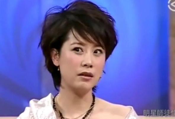 演员海清说：“当年，我以第一名的成绩考入北电，可看到班主任时，我却对他产