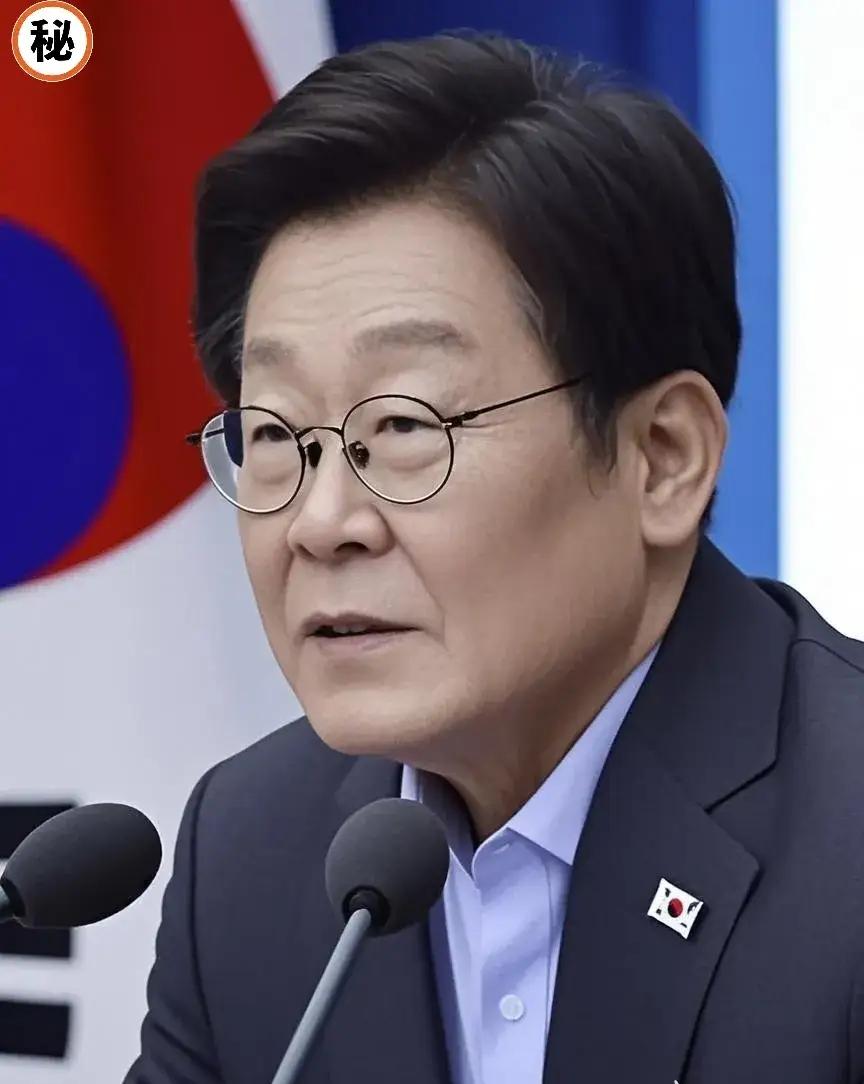 韩国总统表态！2026年8月18日，李在明在青瓦台国务会议上把话挑明：在自己的