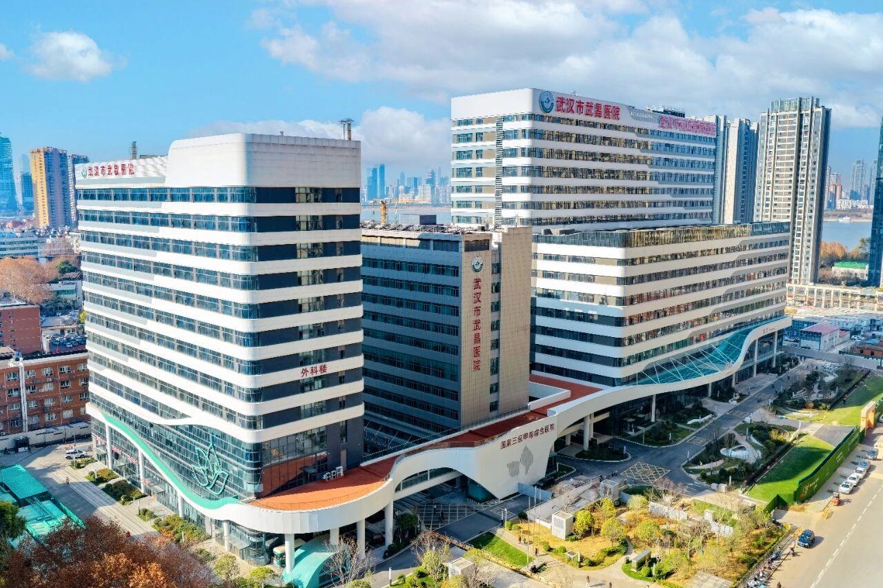 被居民楼围起来的武昌医院，连接临江大道能不能尽快打通，那块交通严重堵塞[灵光一闪