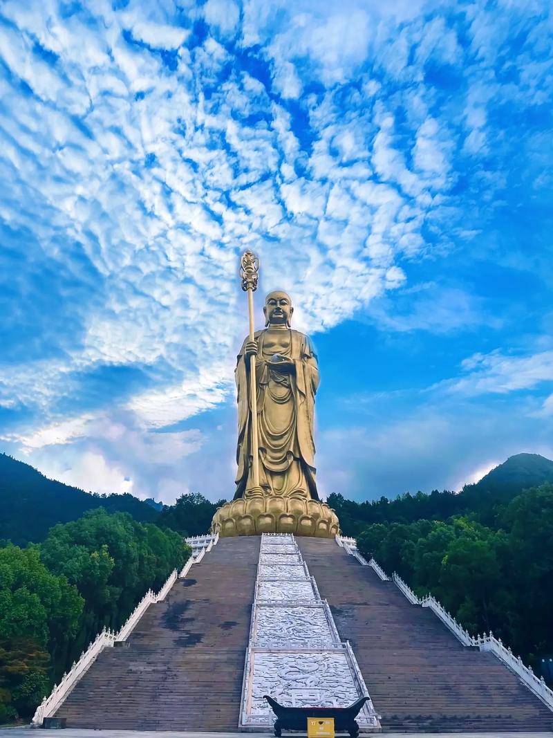 秋日静心之旅，安徽九华山打卡攻略！