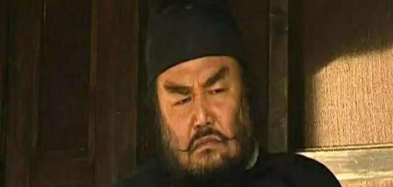 632年，尉迟敬德当着李世民的面打他堂弟李道宗，李世民火冒三丈道：“你不要以为是