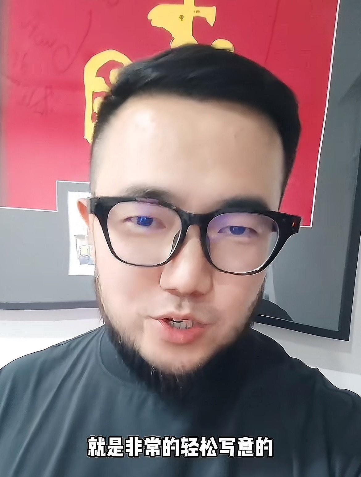 他认为对手也并非鱼腩球队，这场比赛的含金量还是很高的，赢了巴林之后，后面的几个对