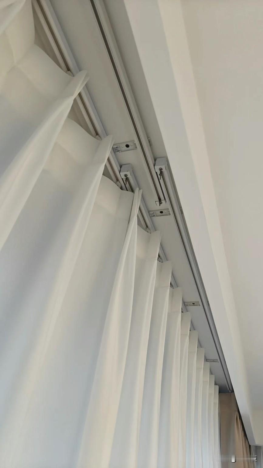 入住久了才发现：卧室里看似很合理的设计，全是中国家庭的痛点卧室应该是家里最让