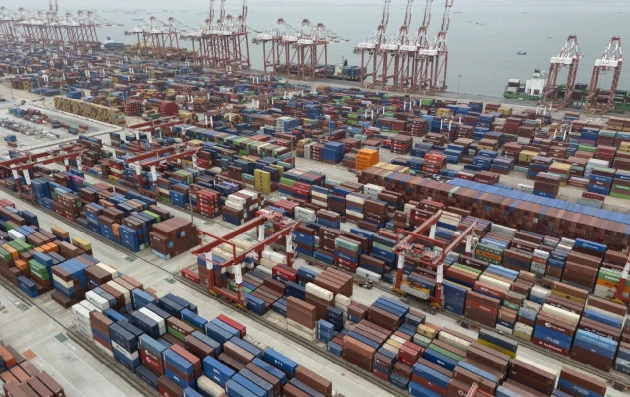 美国认为不需要中国商品，无非是少买几个玩具，美国孩子以前有30个玩具，现在只有2
