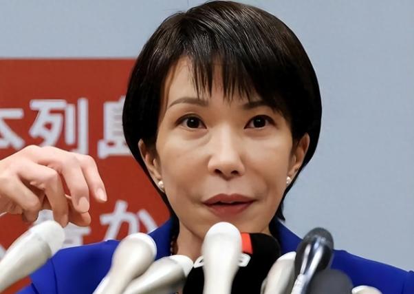 打蛇打七寸！中方全面断供启动之后，日本多个行业陷入停滞，高市早苗慌了神。 很