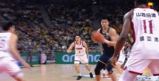 大离谱事件，广东主场对阵山西的比赛中，裁判判罚多次出现判罚事故，迪亚洛自己都认为