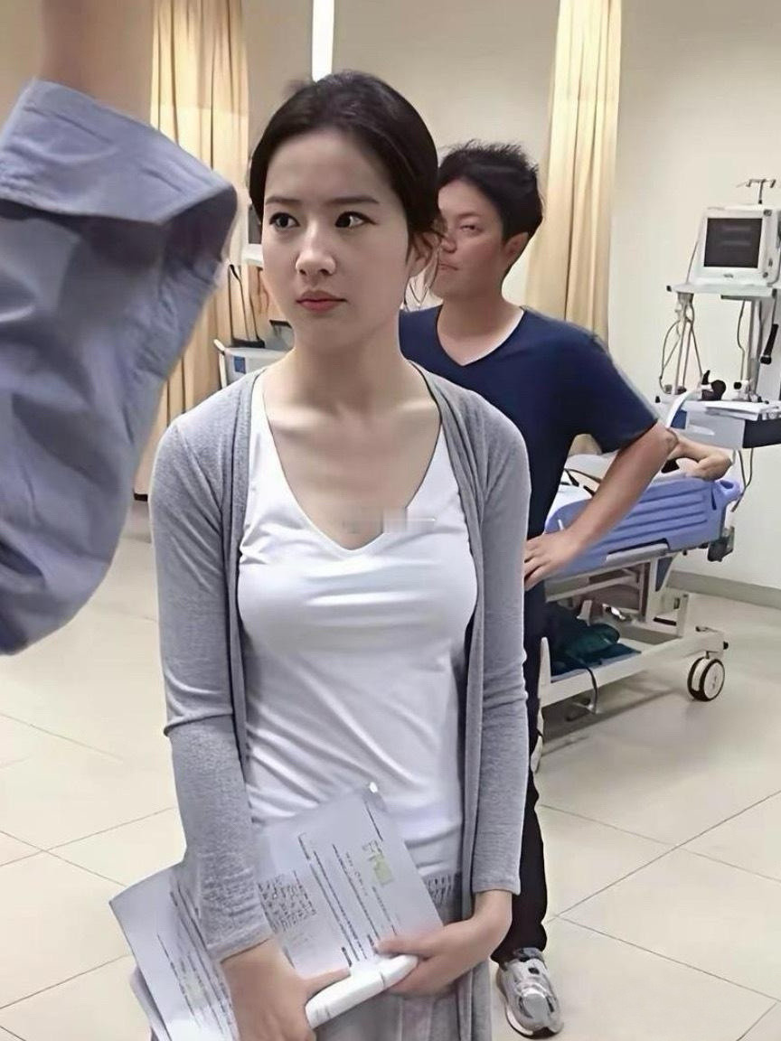 内娱果然要看生图！