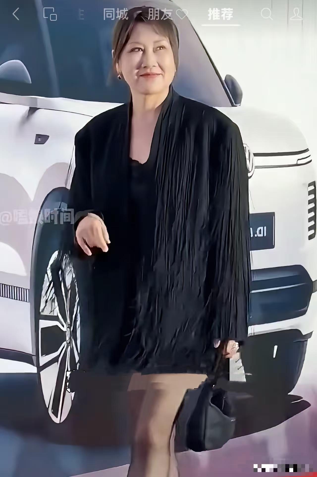 张凯丽已经不是当年那个刘慧芳了，现在的她一点都不喜欢，还是王馥荔看着舒服。张