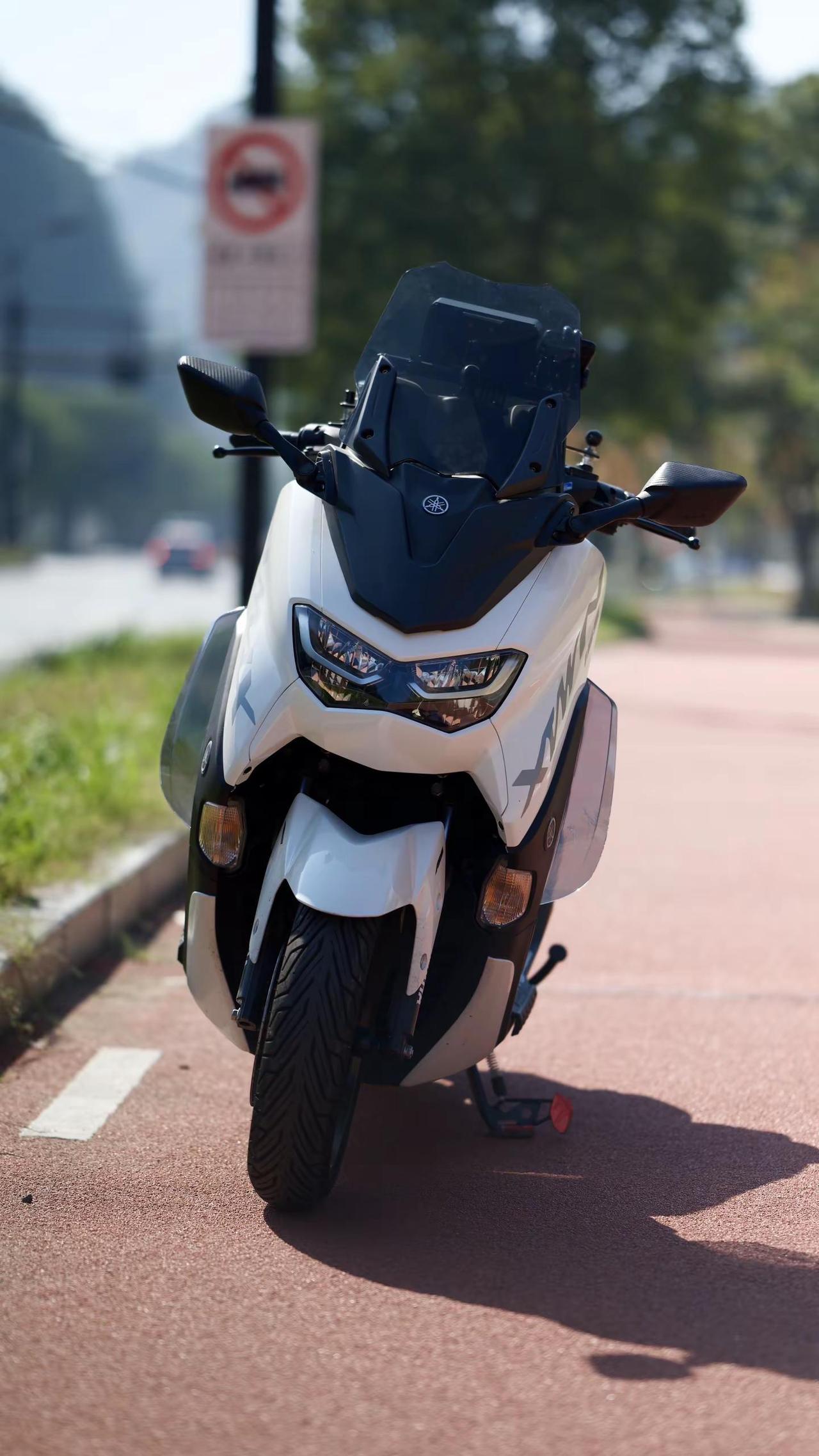 摩托车雅马哈nmax155爱机车爱生活我的骑行日常风和自由