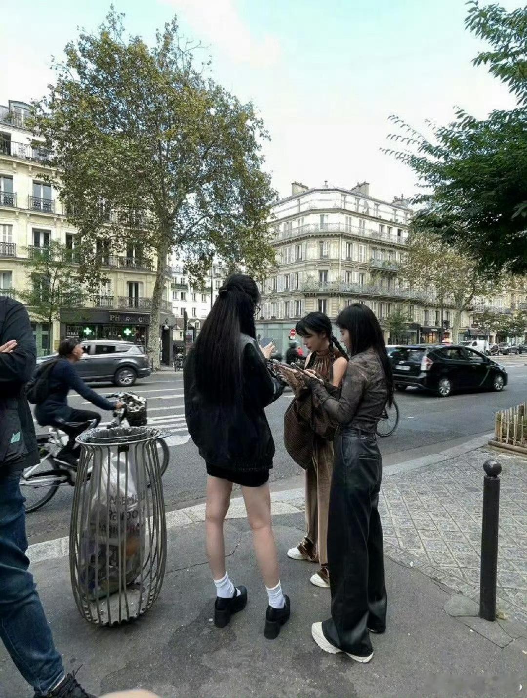 虞书欣北极巨兔的含金量还在上升，每次看到她的身高和脸都会让我割裂啊啊啊啊，甜妹其