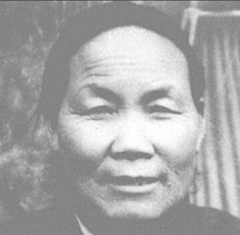 1940年，山东一位大娘给八路军做了小米饭，饥饿的战士们狼吞虎咽，然而他们突然发