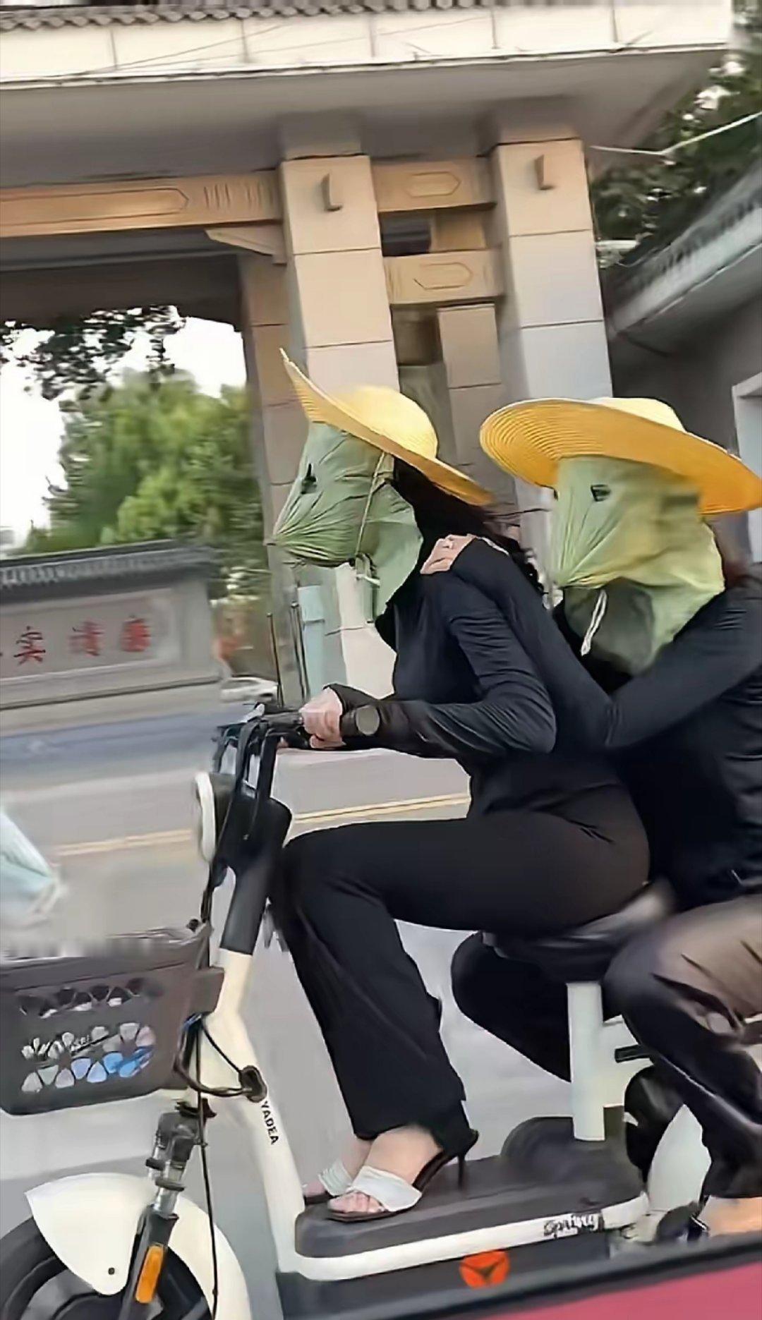 年轻的时候就有人问我，身材和长相哪个重要，今天有答案了