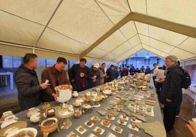 12月13日，近30位考古专家从全国各地赶到无锡，只为亲眼看一座埋在地下6000