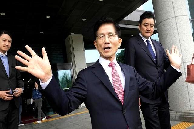 韩国国民力量党总统候选人之争，结局让人万万没想到！前雇佣劳动部长官金文洙，这位看