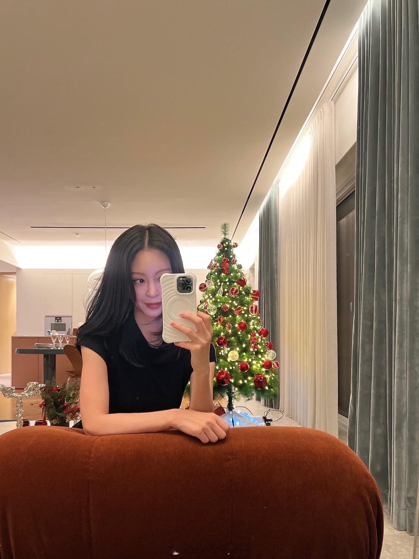 婚后幸福生活韩艺瑟ins更新