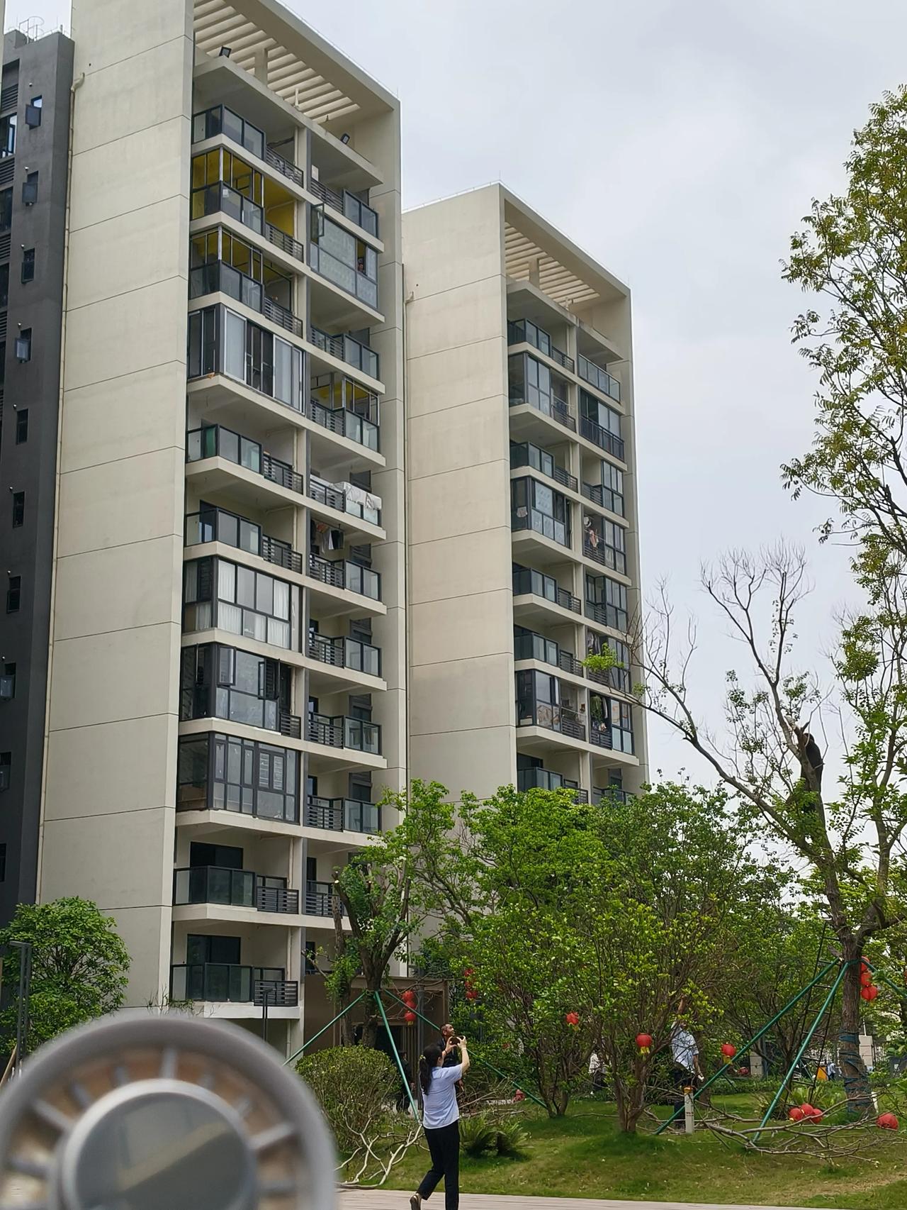 人尽皆知的广州天河区貌似出现一件炸裂事件，天河区的全新住宅三居室，73m²不是很