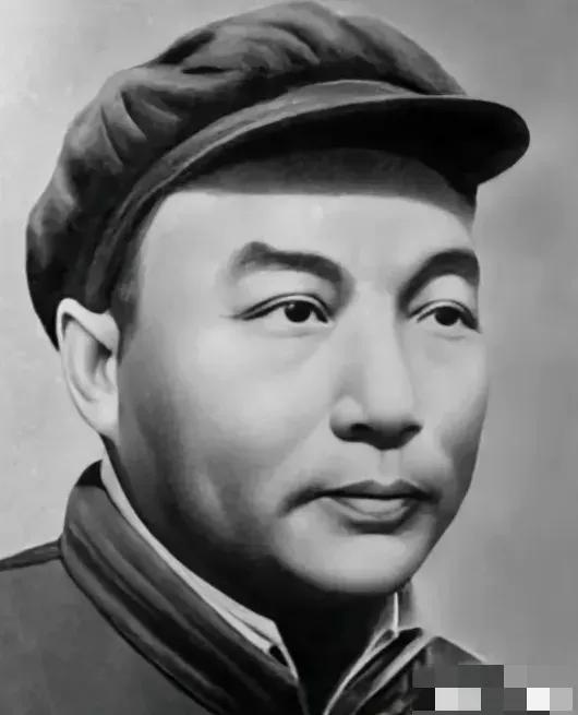 1946年李堡打仗，他胸口挨了一枪，昏过去就没人找到，战后清点，没尸体，也没消息