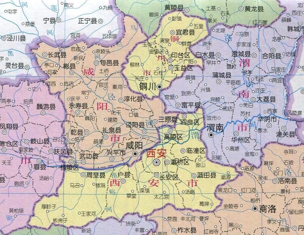 西安合并咸阳的难，不小因素在于面积和人口，西安1万平方公里，咸阳1万平方公里，1