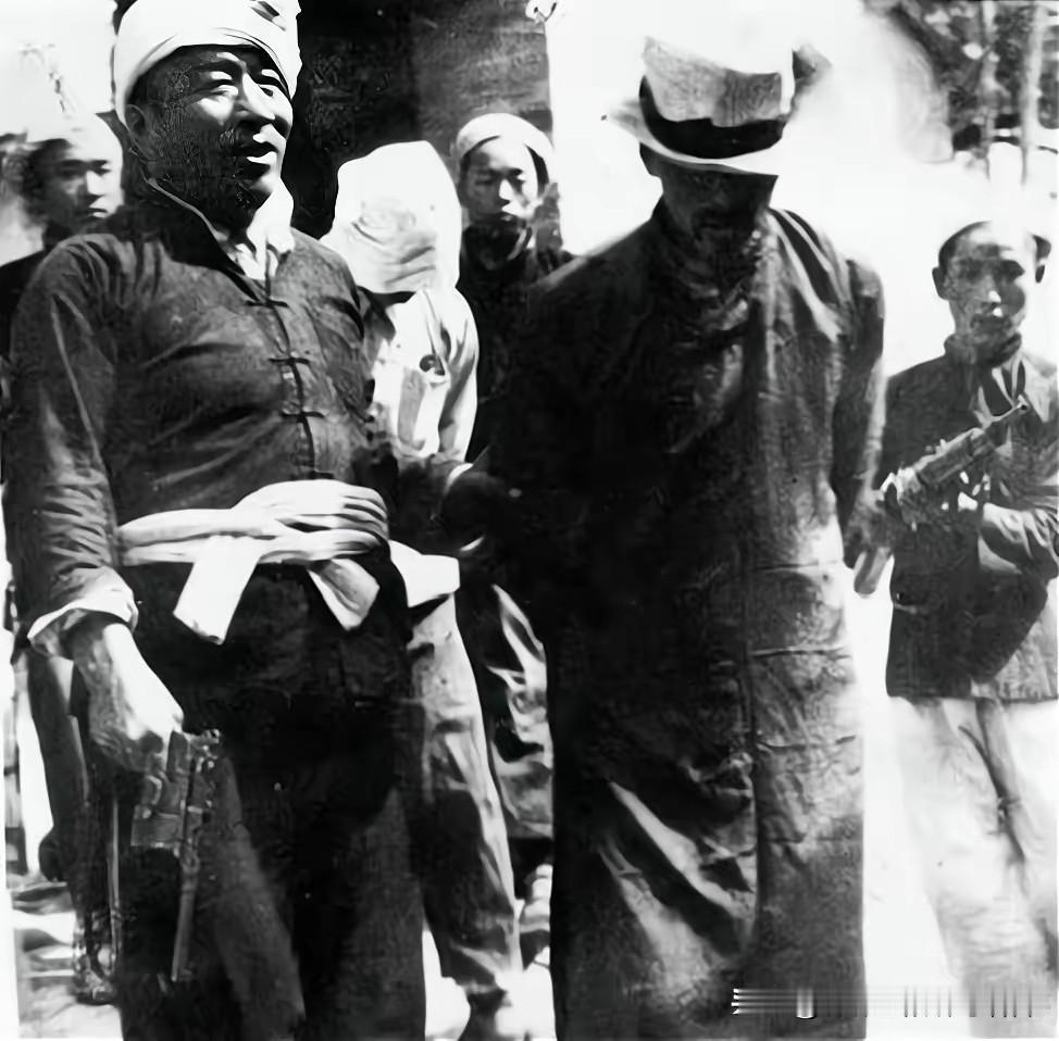 1944年5月3日，一件震惊当地军民的丑闻骤然发生，曾经走完二万五千里长征、历经