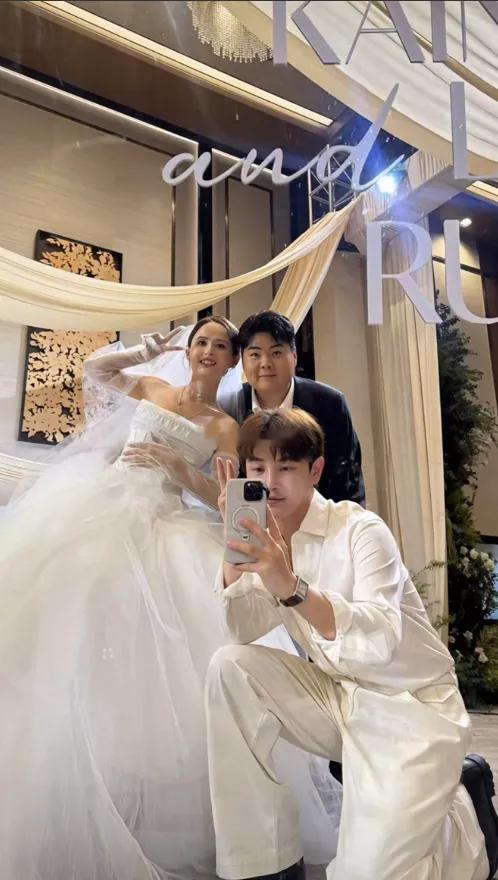 太心疼孙坚了！孙坚为自己同母异父的弟弟操办婚礼，早早就当起了父亲的角色，看到他的