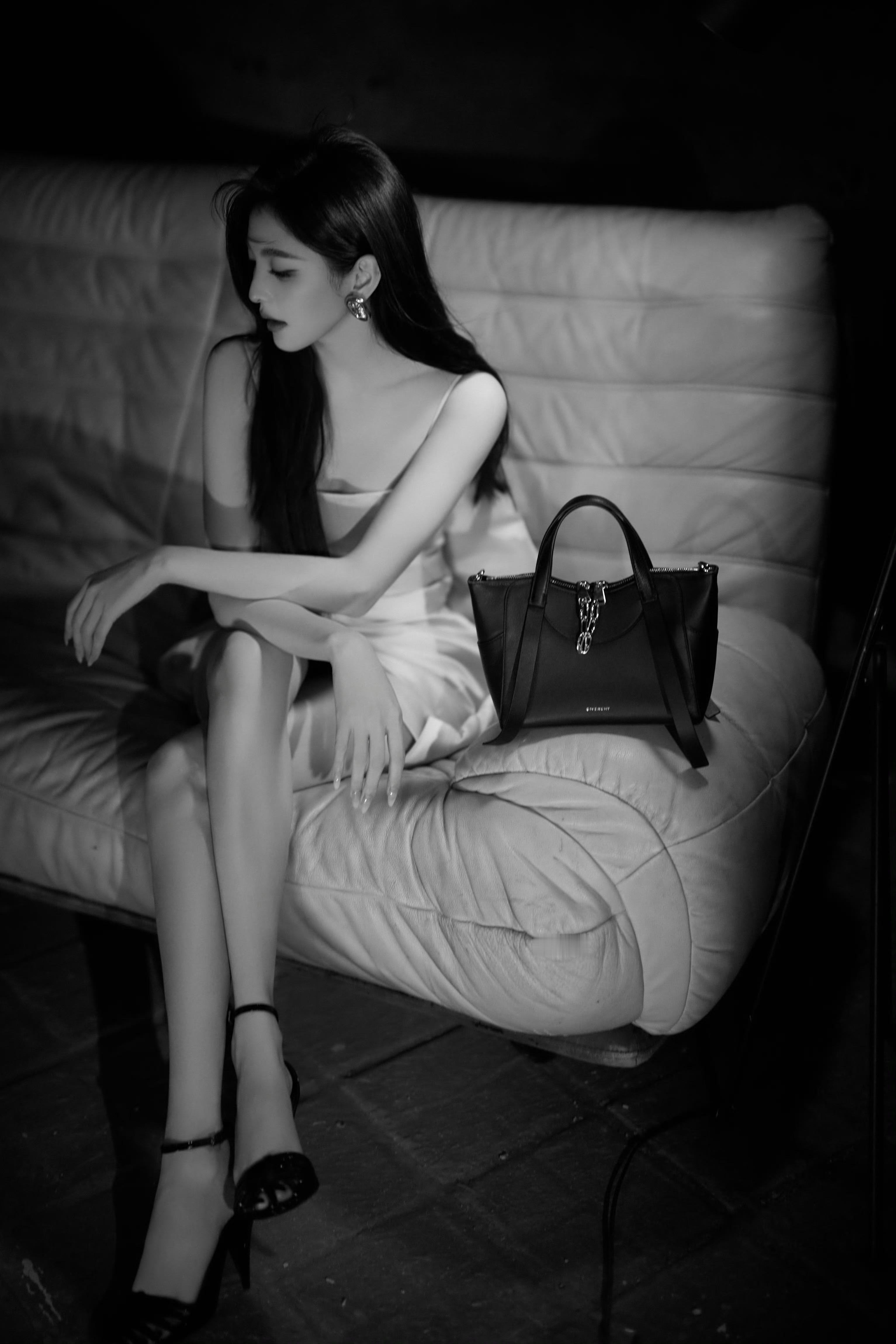 章若楠✨纪梵希活动造型