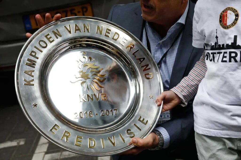 荷甲欧战断崖式下跌！‘第六联赛’荣耀或将不保