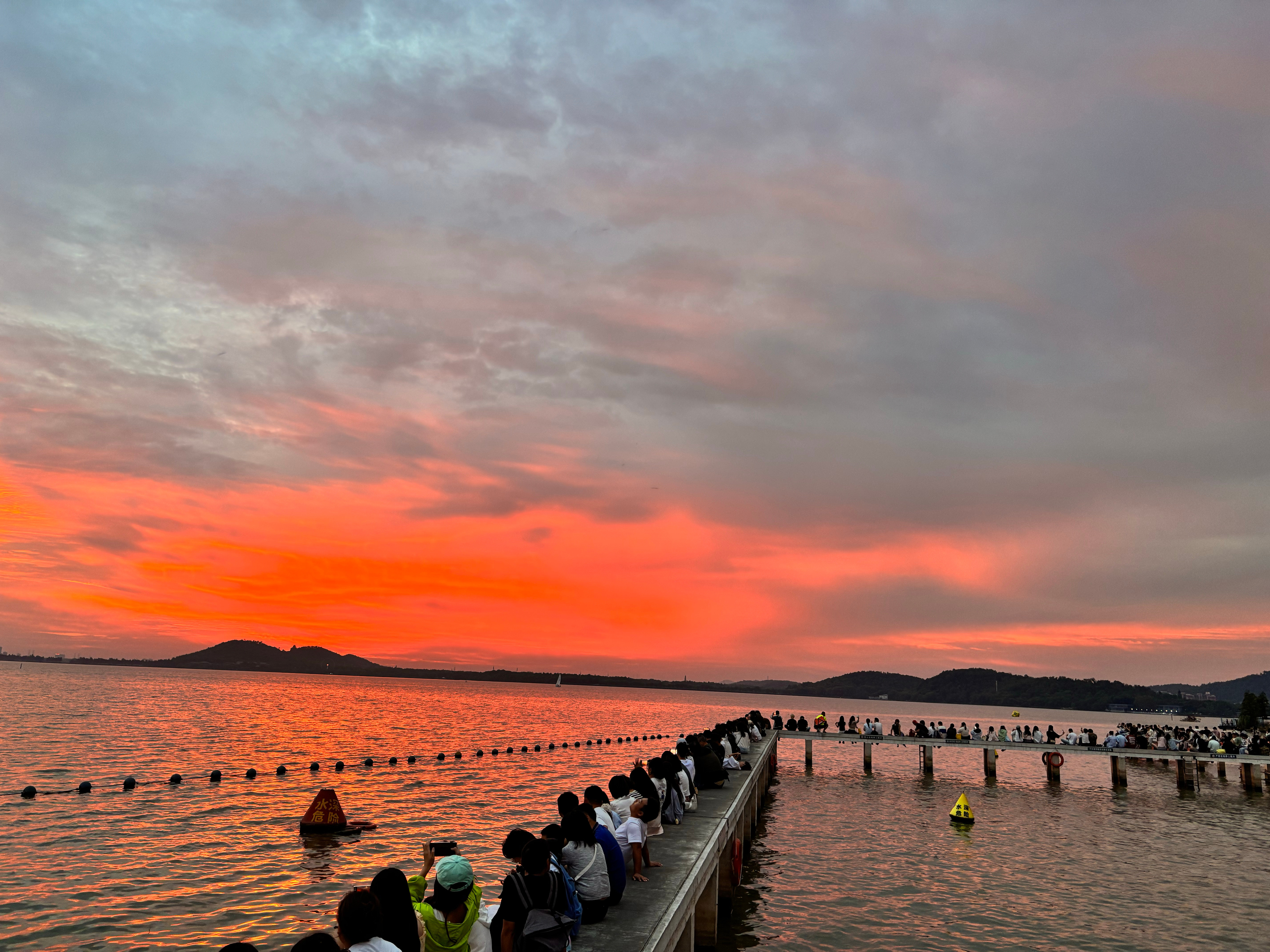 日出🌅​​​