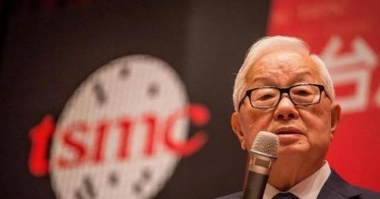 台积电创始人张忠谋毫不客气地表示：“关键技术都在我们手中，若我们决定切断大陆芯片