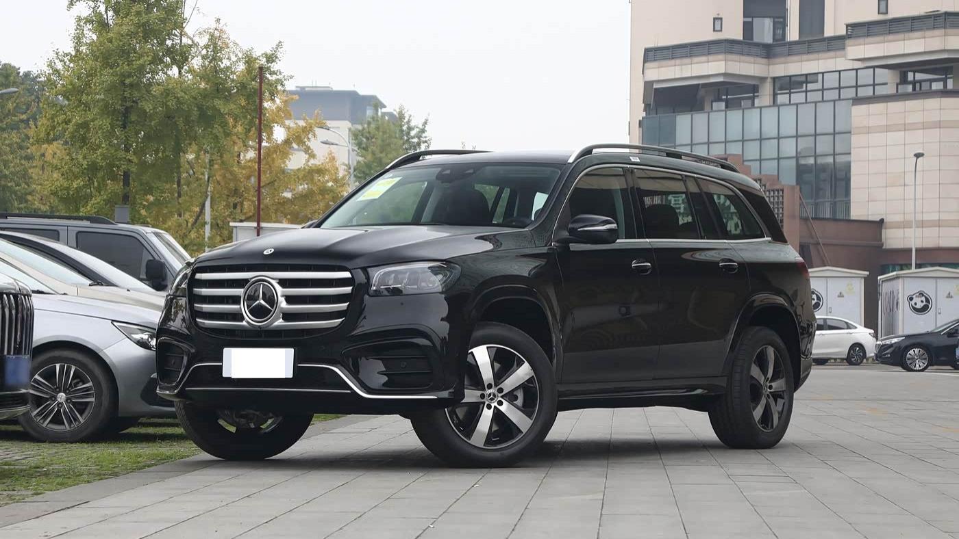 奔驰全新全尺寸豪华SUV震撼登场！4.0T V8旗舰登场，售价亲民，车长超5米2，外观霸气