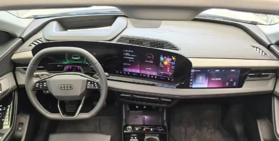 奥迪这款车的内饰，你给打几分？