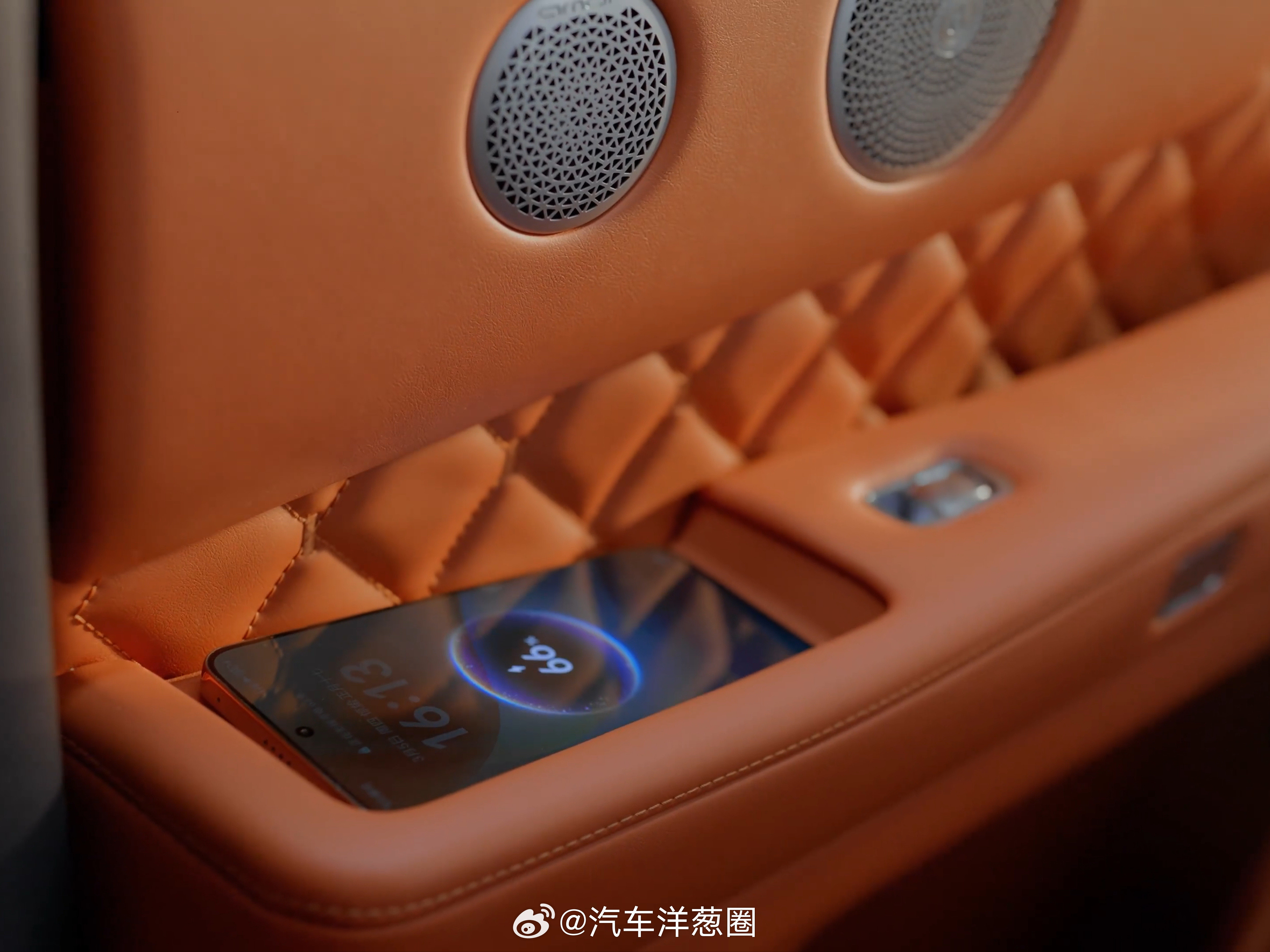 魏牌V9X正式亮相，6座插混SUV/配零重力座椅插混6座大型SUV车长5299