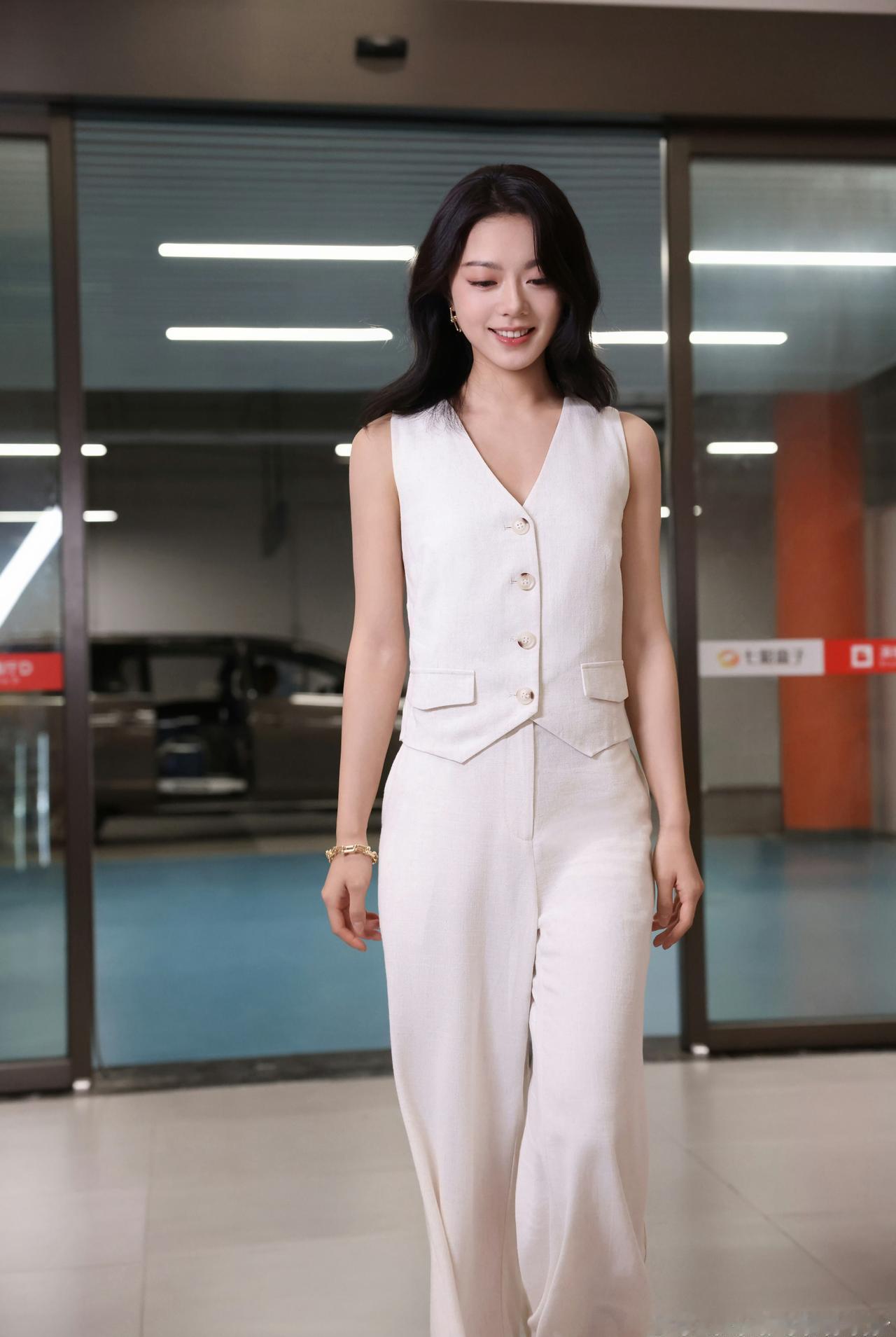 赵今麦你好星期六造型赵今麦徐迟姐姐，徐迟姐姐@赵今麦angel，