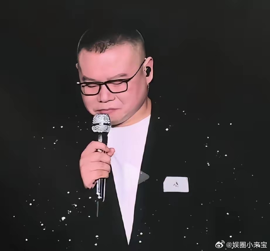 现在全网最后悔的就是岳云鹏了吧？不是后悔《五环之歌》被告侵权，也不是后悔他开演唱
