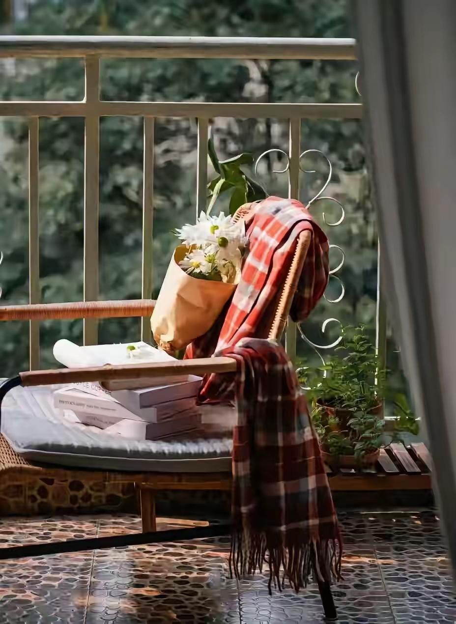 迟暮之年，一定要知道：“人是碳基生物，可以吃饭，可以睡觉，还会死亡。随着年龄的增