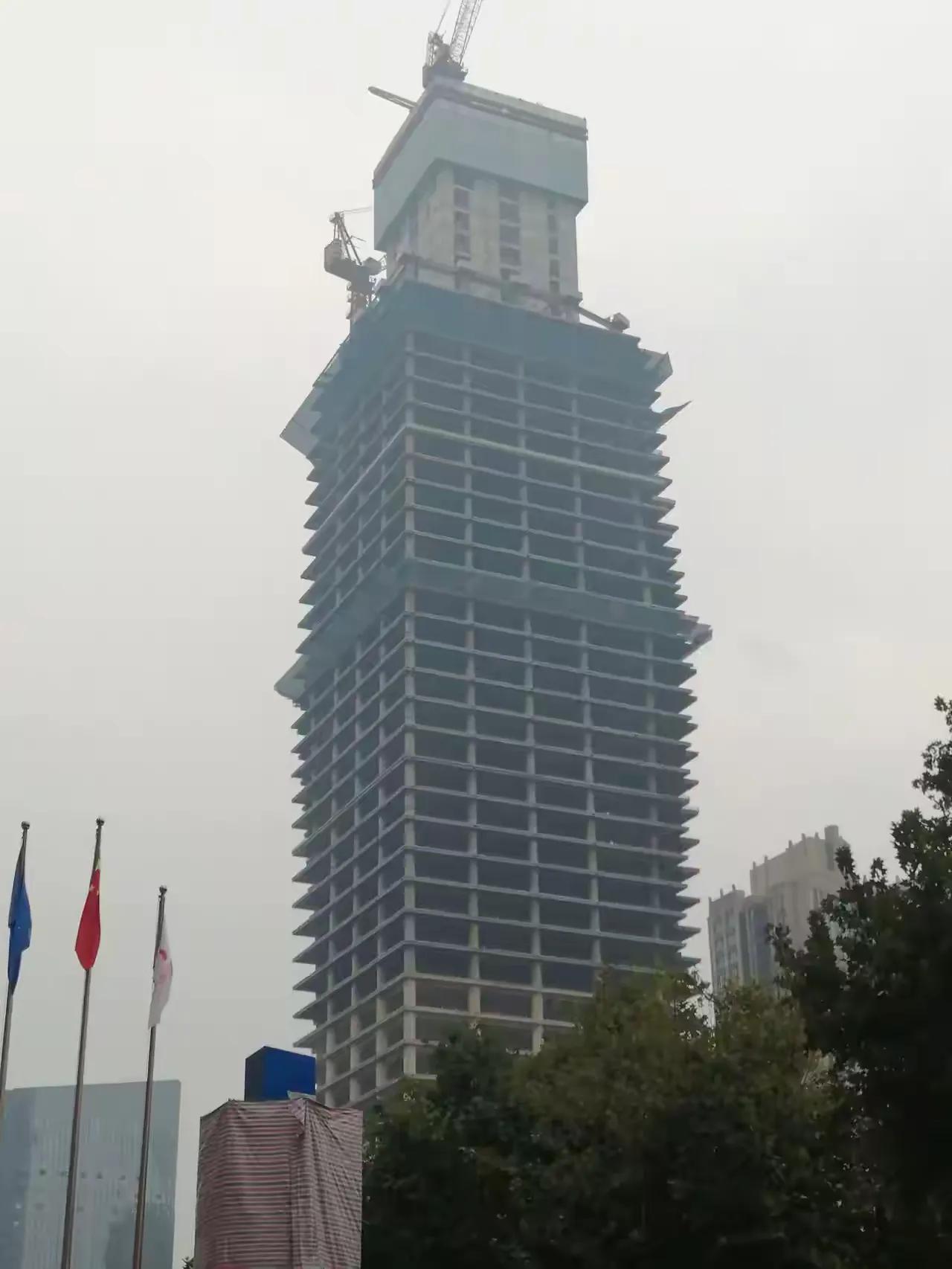 古城西安城北第一高楼，西安荣民金融中心大厦，从2017年就开工建设的了，到明年十
