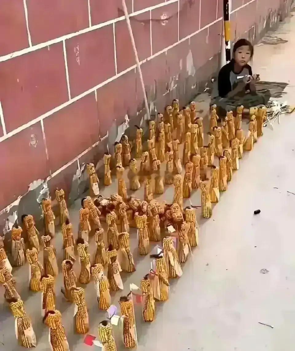 这孩子太有才了，长大后不简单。​​​