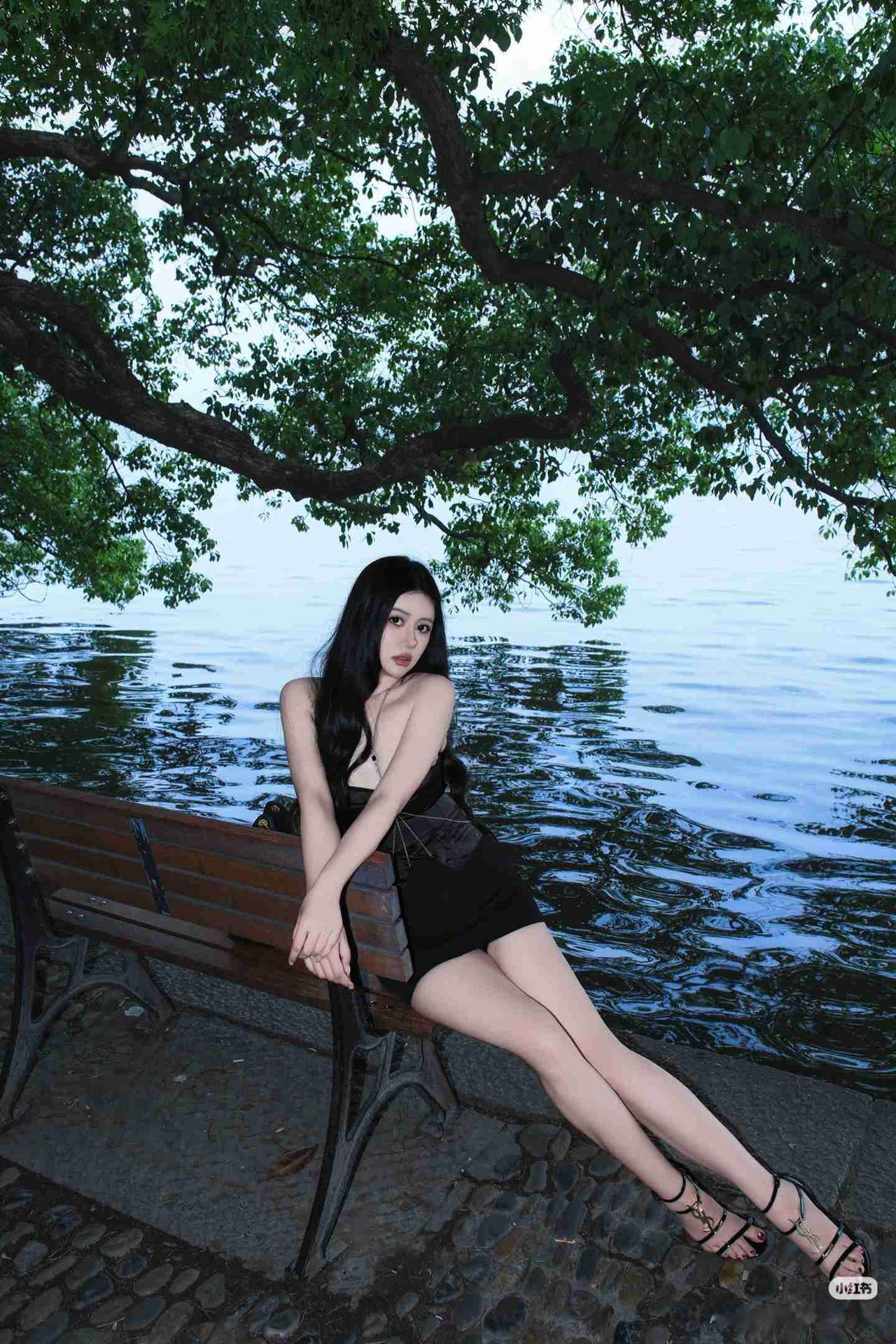 我的今日状态：😁轻松愉快我这里的天气：🍂微风